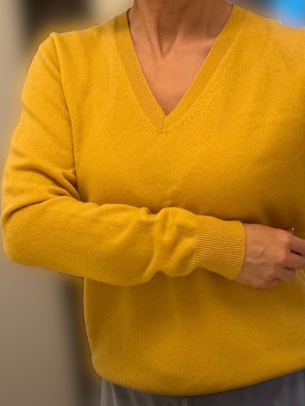 women's pullover sweater from ADAGIO. ultra-soft 100% pure cashmere size XS-S